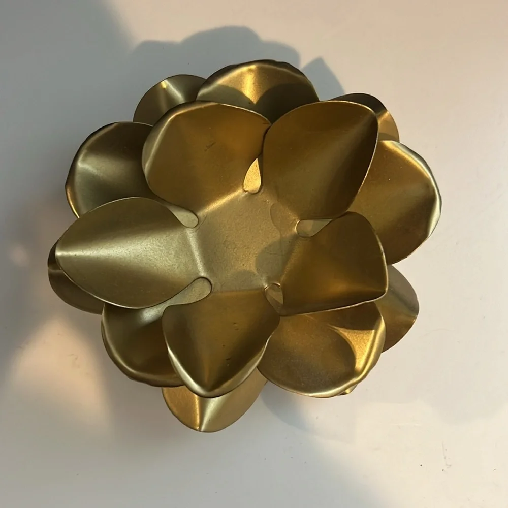 Gold Metal Flower Candle Holder